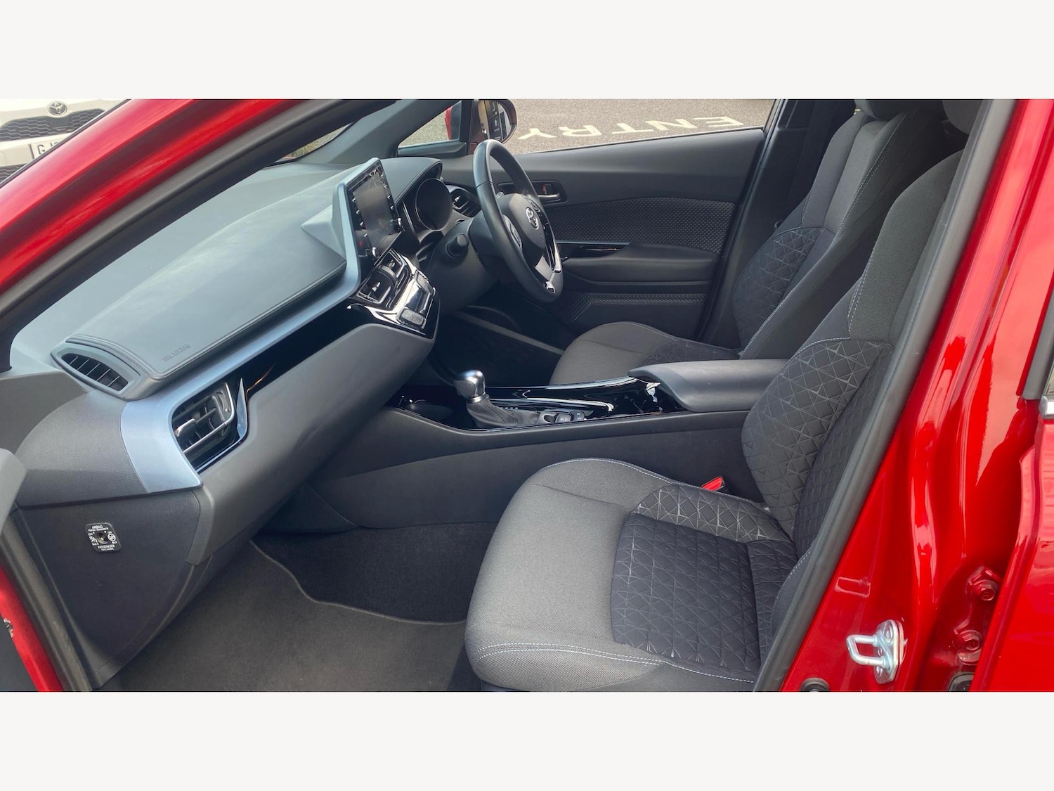 Used Toyota C-HR 2021 for sale - 76612919: Photo 12