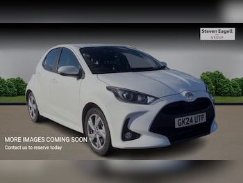 Used Toyota Yaris 2024 for sale - 75769975: Photo