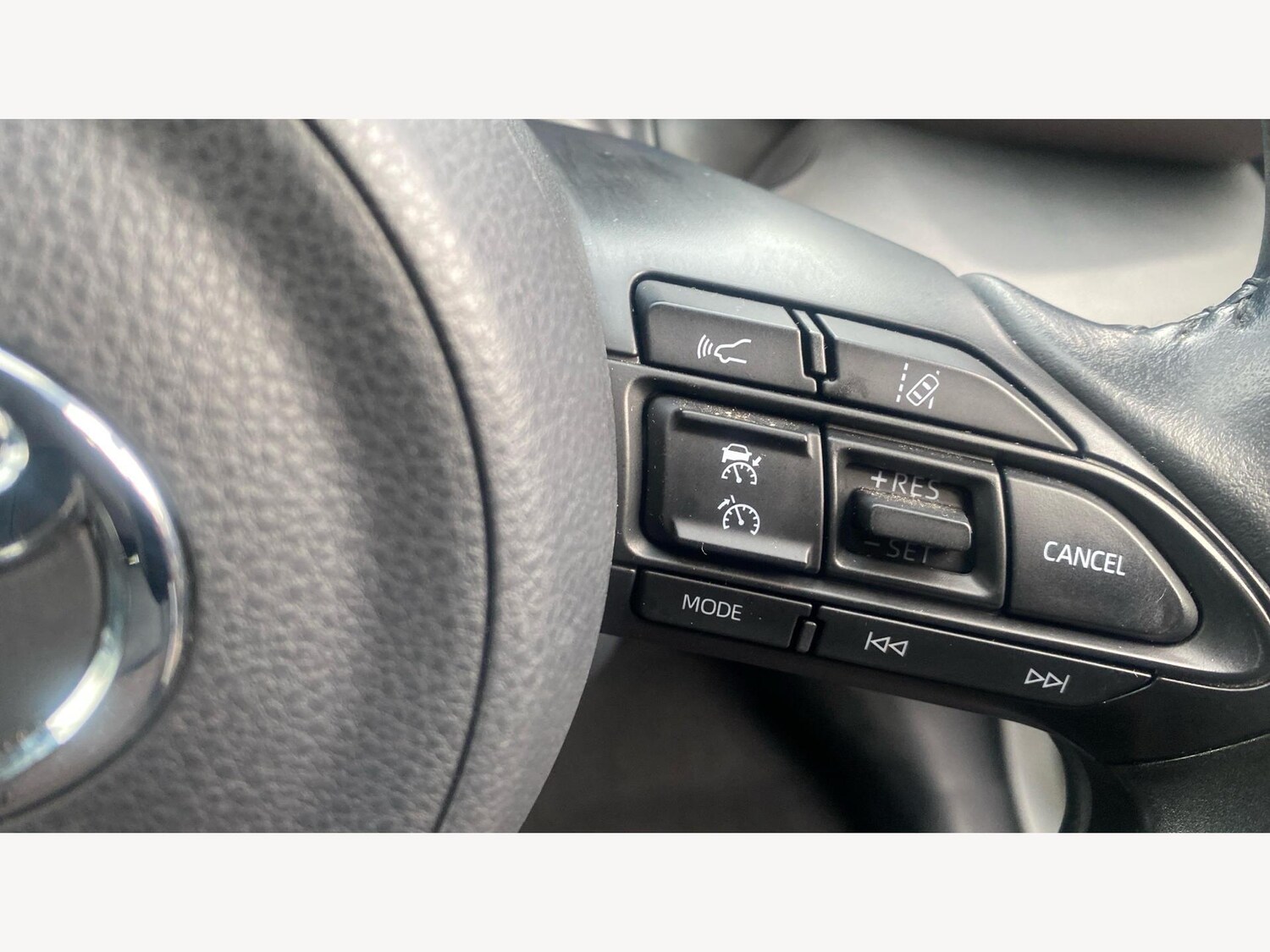 Used Toyota Yaris Cross for sale - 77537450: Photo 25