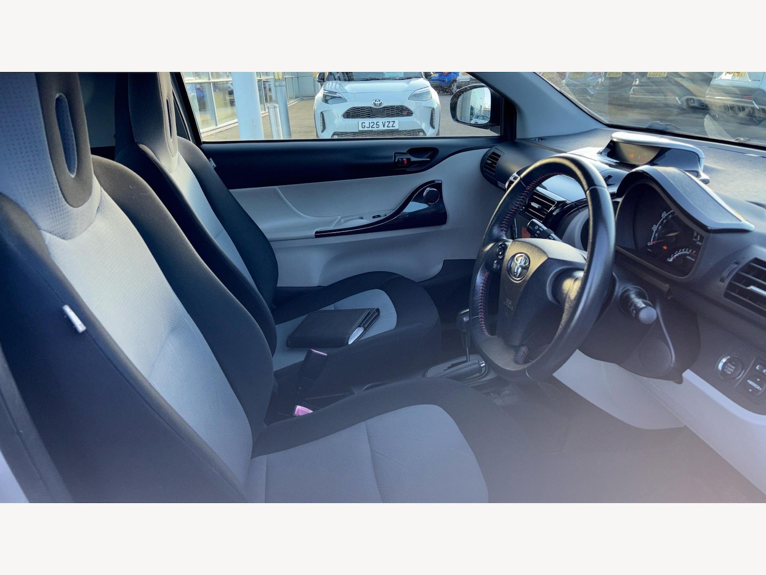 Used Toyota IQ 2013 for sale - 76918575: Photo 13