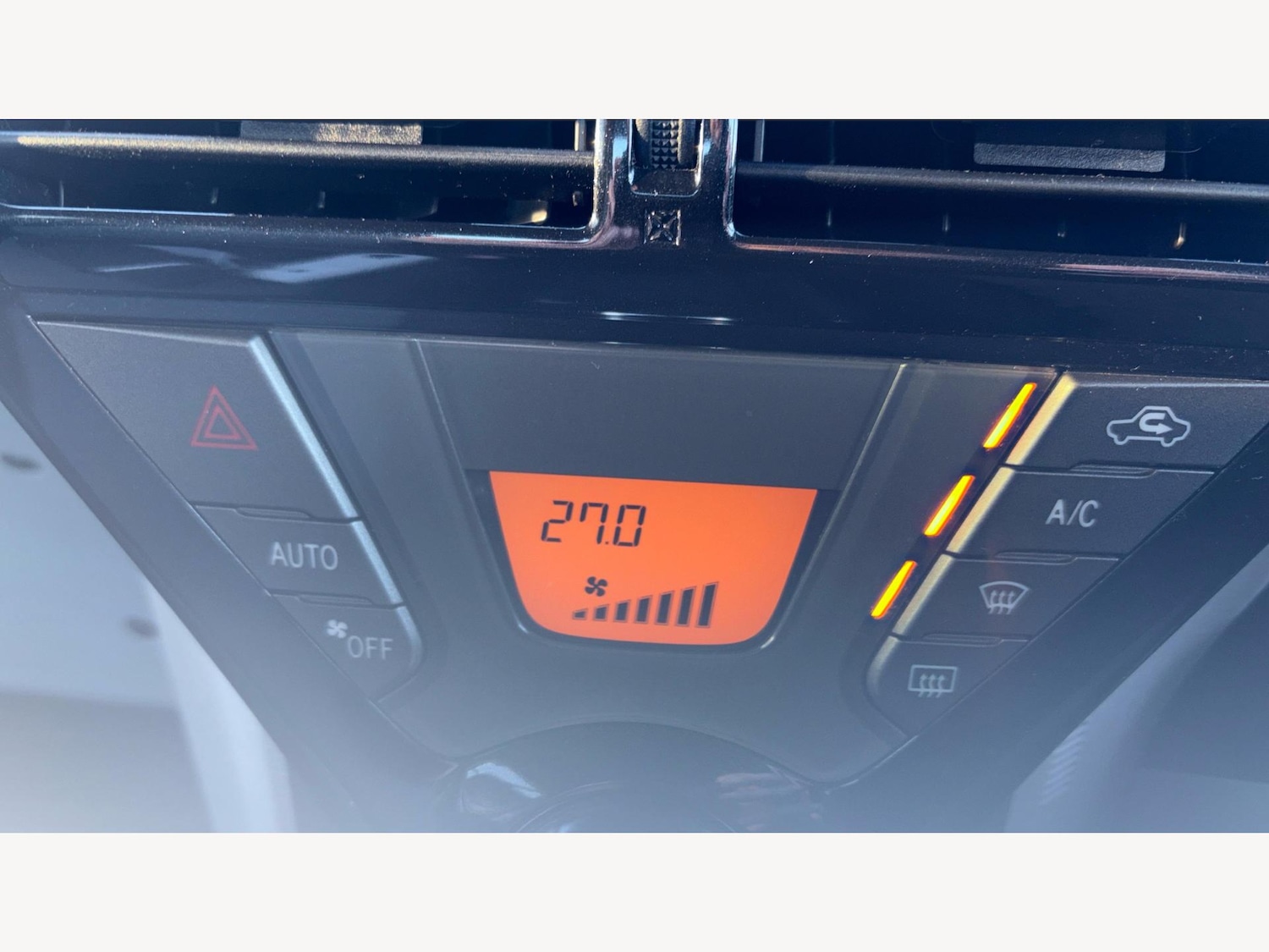 Used Toyota IQ 2013 for sale - 76918575: Photo 25