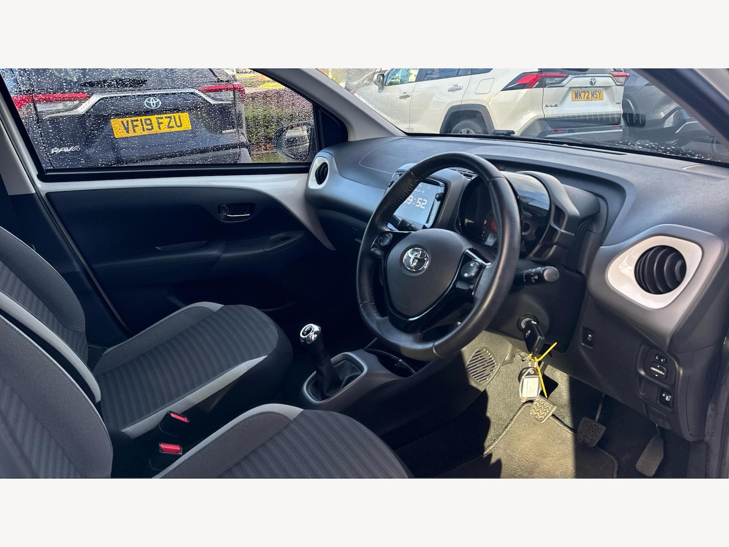 Used Toyota AYGO 2019 for sale - 77454800: Photo 13