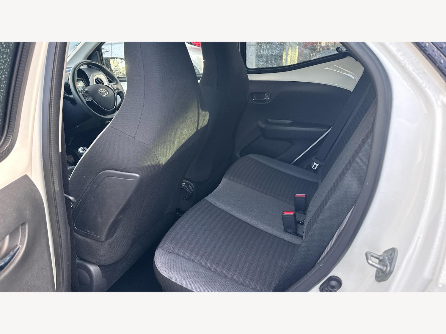 Used Toyota AYGO 2019 for sale - 77454800: Photo 15