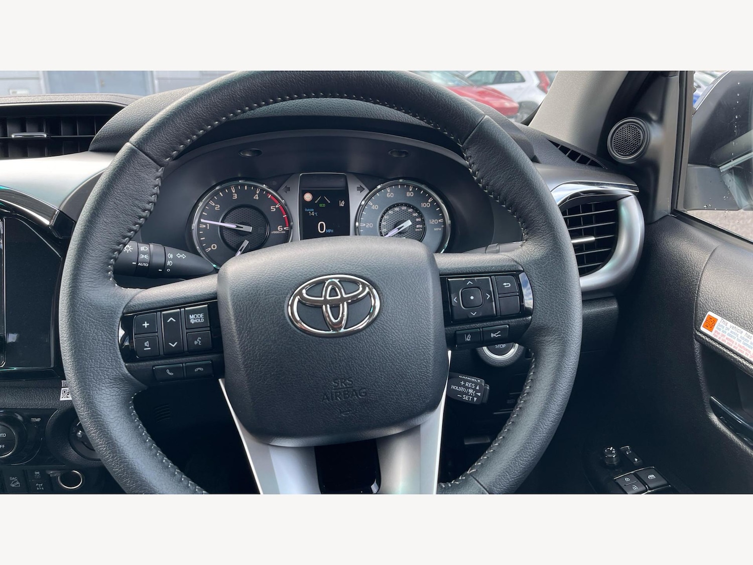Used Toyota Hilux 2025 for sale - 76361246: Photo 10