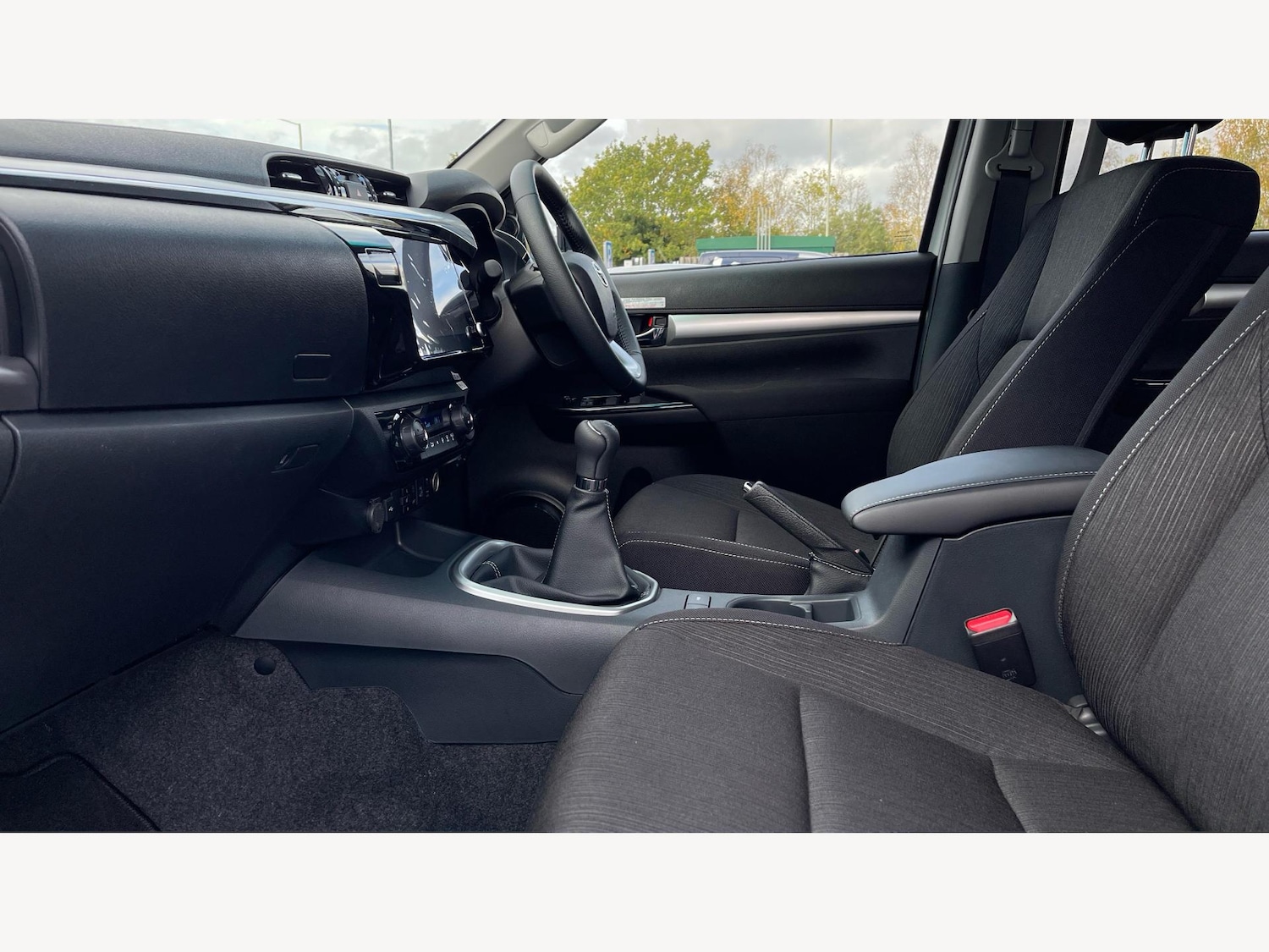 Used Toyota Hilux 2025 for sale - 76361246: Photo 12