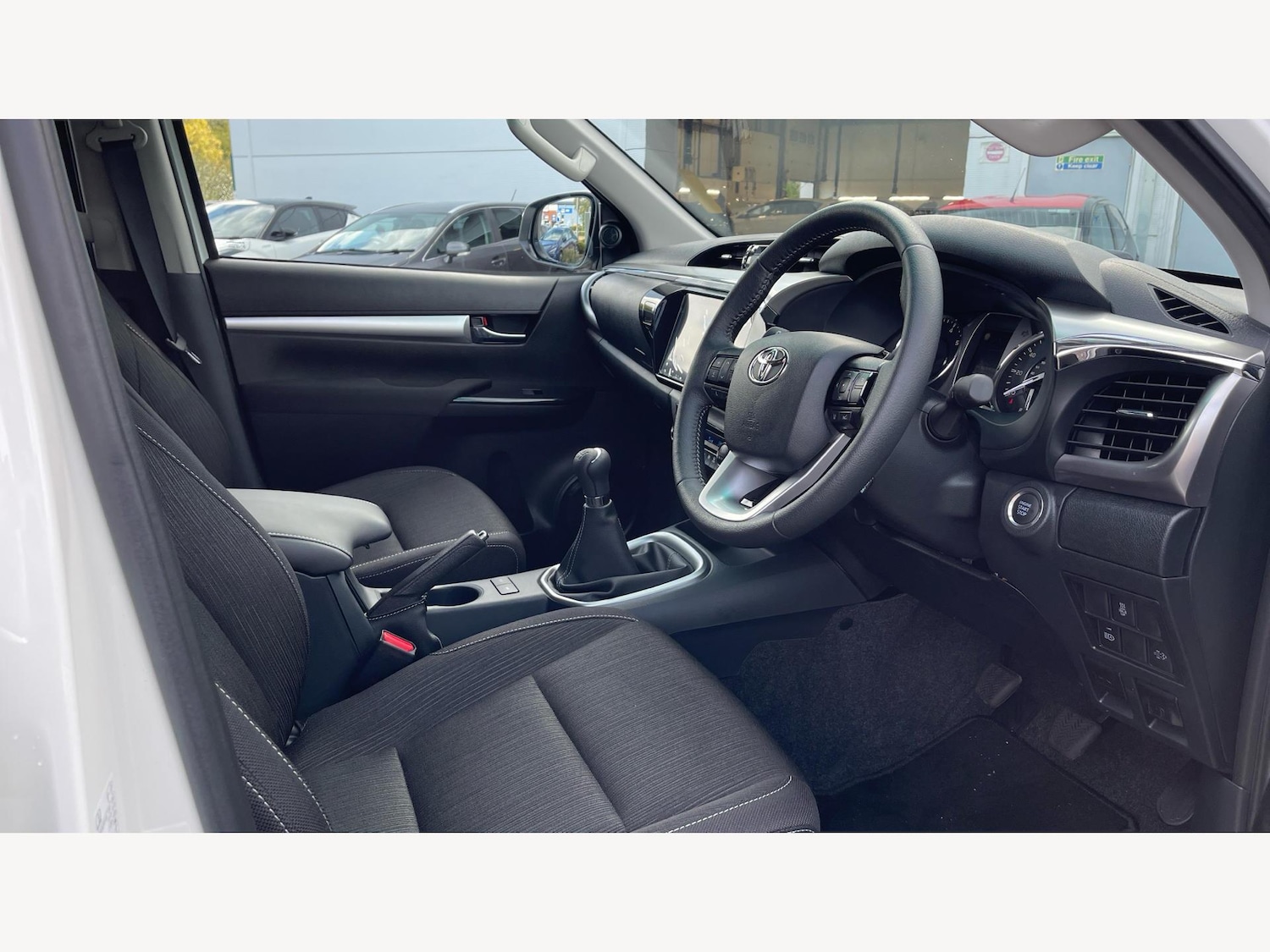 Used Toyota Hilux 2025 for sale - 76361246: Photo 13