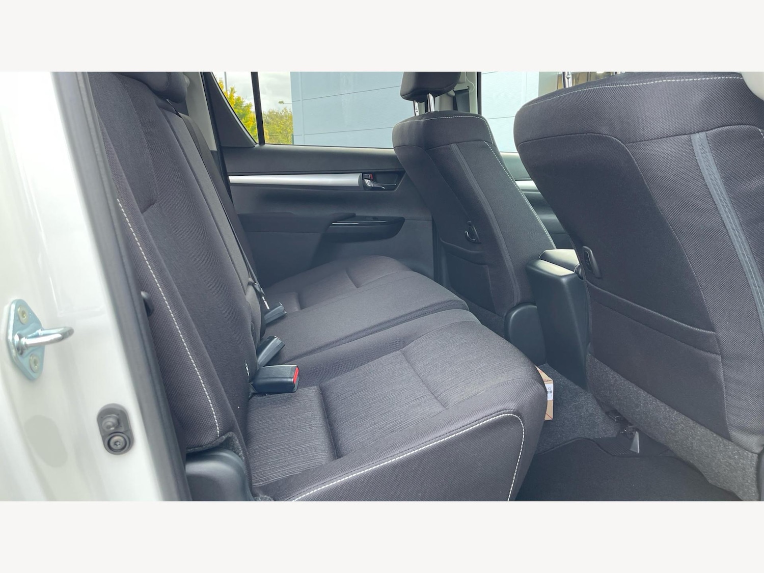 Used Toyota Hilux 2025 for sale - 76361246: Photo 14