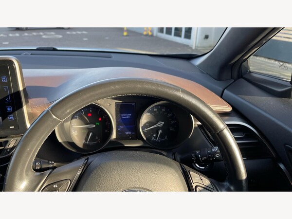 Used Toyota C-HR 2017 for sale - 76259462: Photo 11