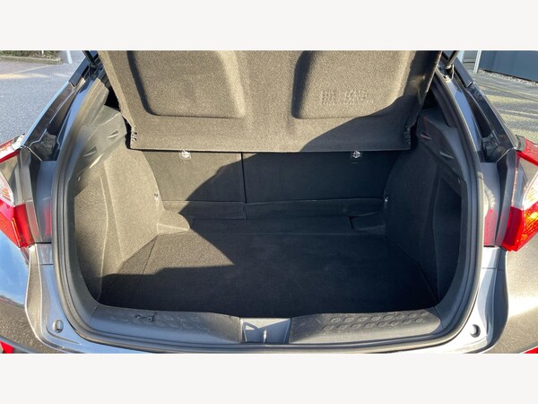 Used Toyota C-HR 2017 for sale - 76259462: Photo 16