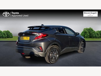 Used Toyota C-HR 2017 for sale - 76259462: Photo 2