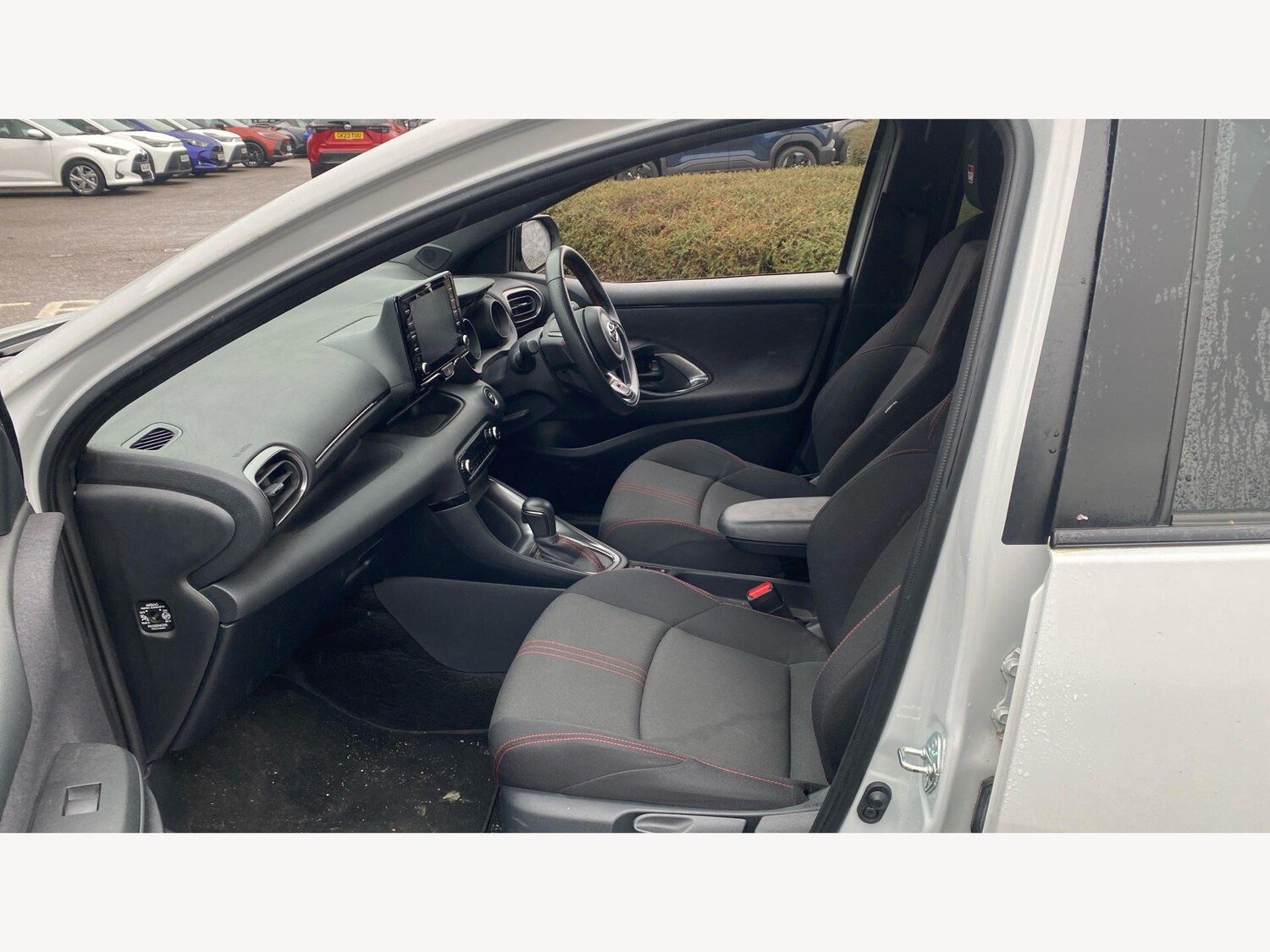 Used Toyota Yaris for sale - 77909428: Photo 12