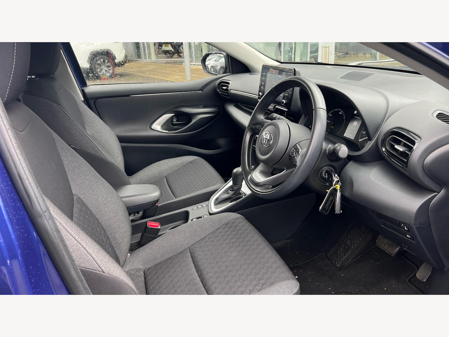 Used Toyota Yaris 2023 for sale - 76645093: Photo 13