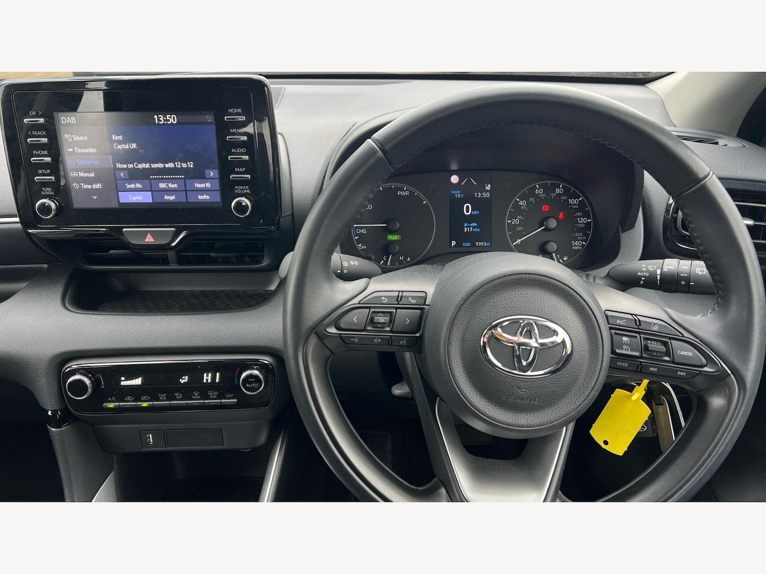 Used Toyota Yaris 2023 for sale - 76645093: Photo 8