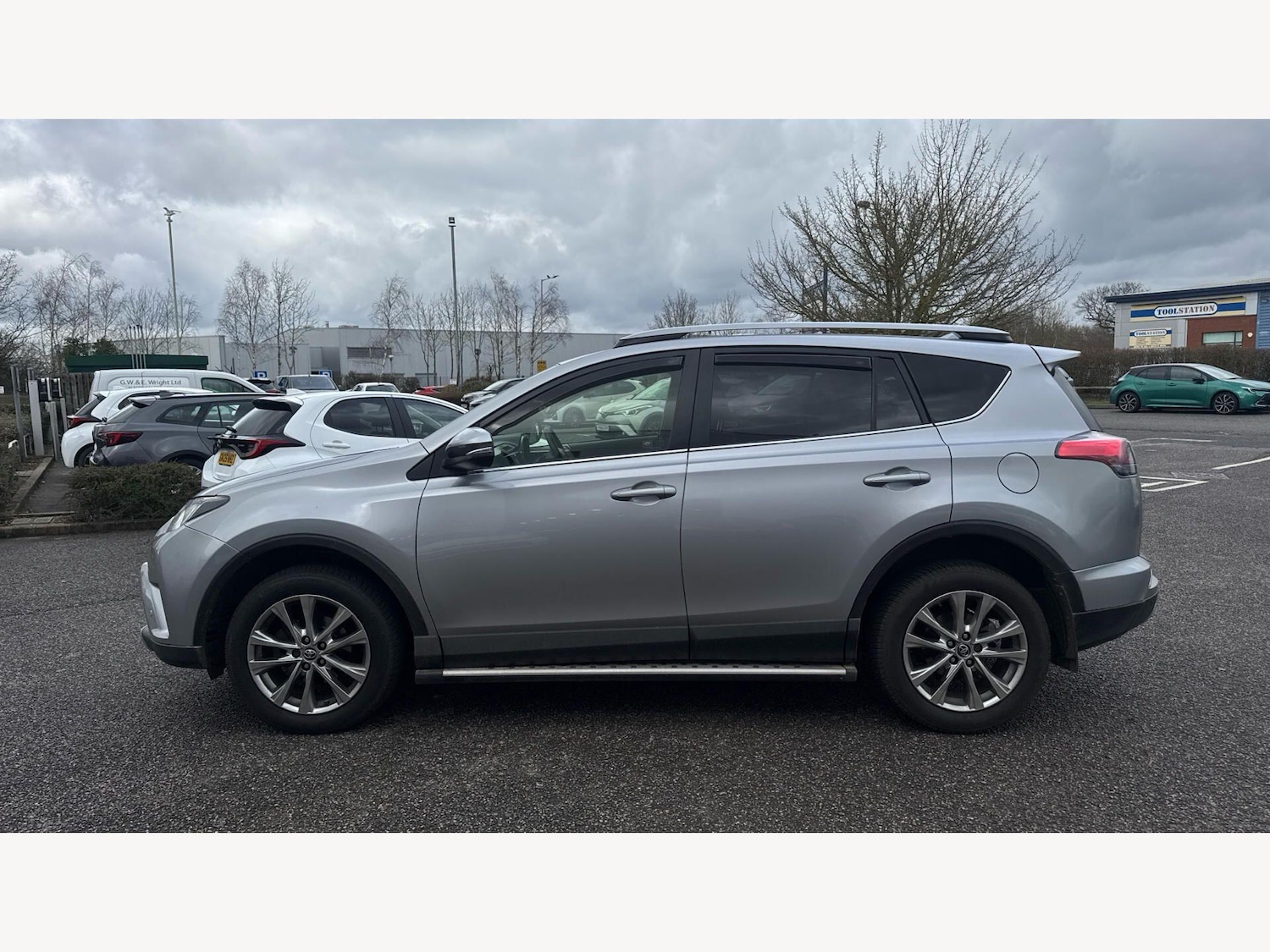 Used Toyota RAV4 2017 for sale - 77737230: Photo 19