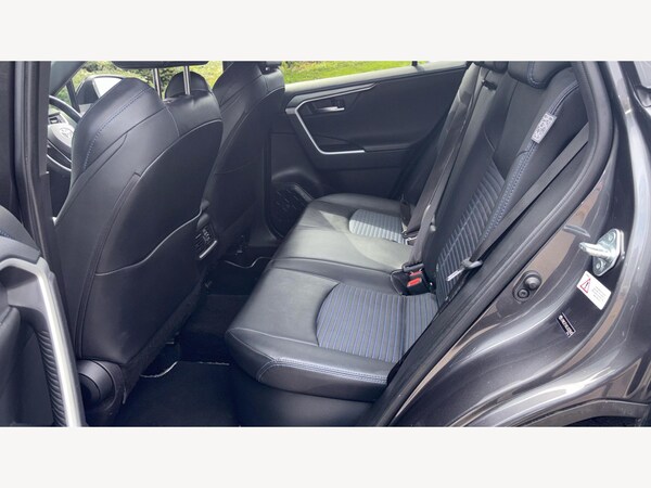 Used Toyota RAV4 2021 for sale - 75647181: Photo 14