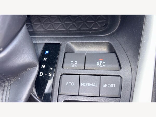 Used Toyota RAV4 2021 for sale - 75647181: Photo 25