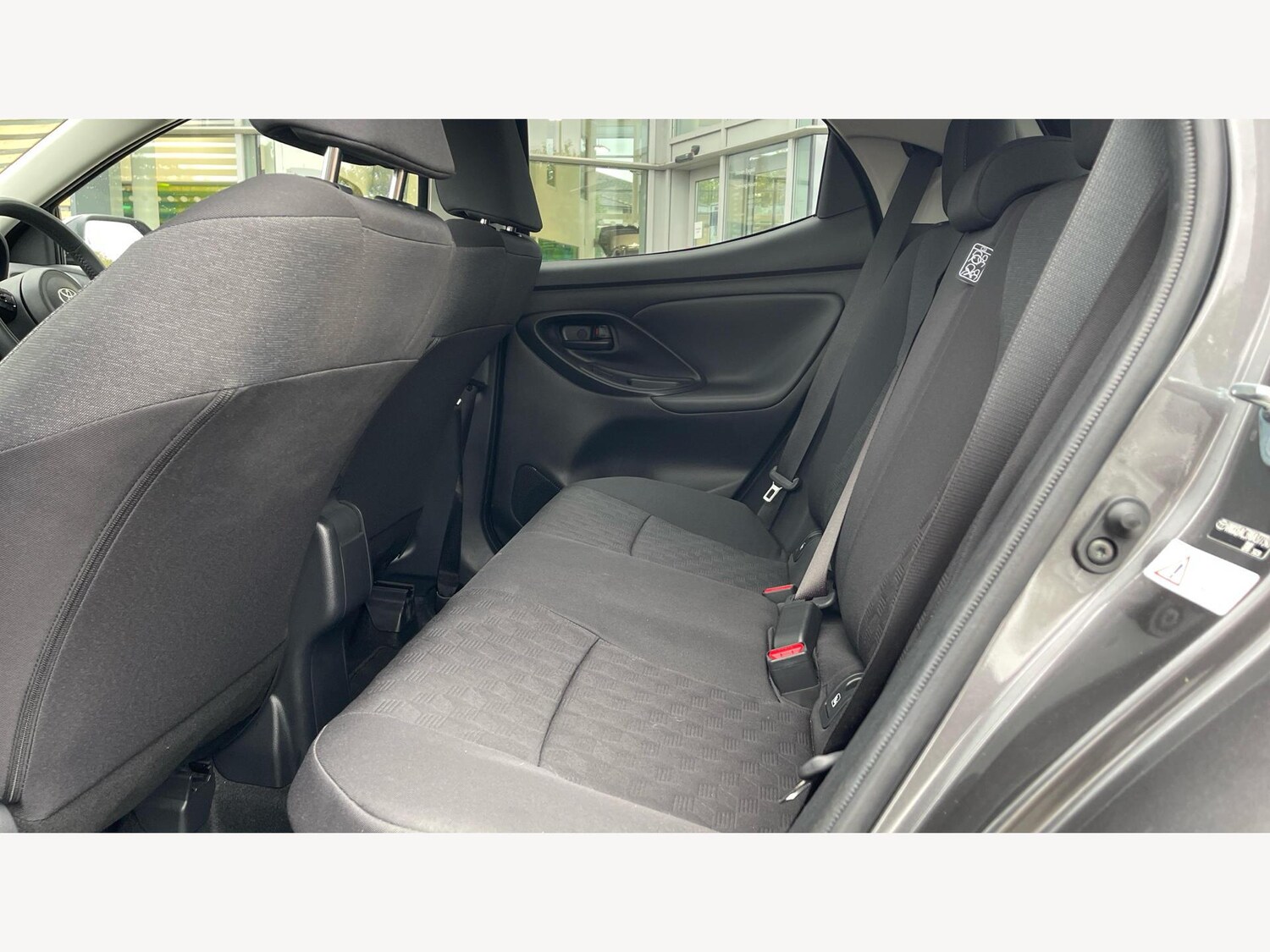 Used Toyota Yaris 2024 for sale - 76213972: Photo 15