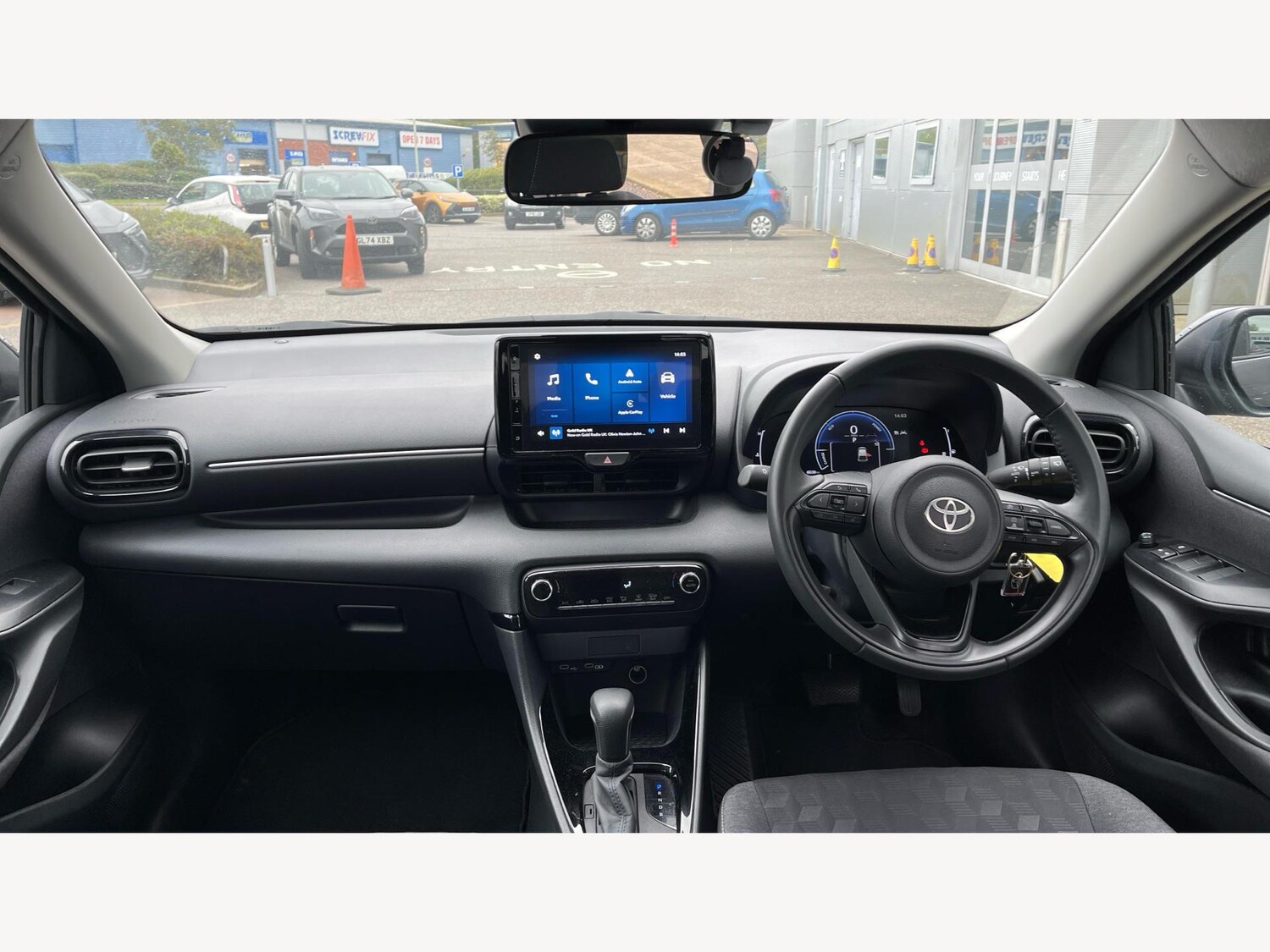 Used Toyota Yaris 2024 for sale - 76213972: Photo 7