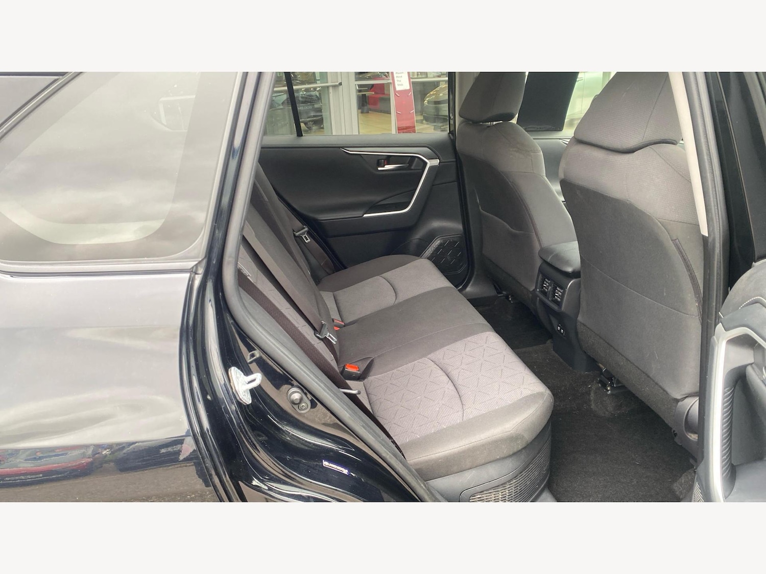 Used Toyota RAV4 2019 for sale - 76121239: Photo 14