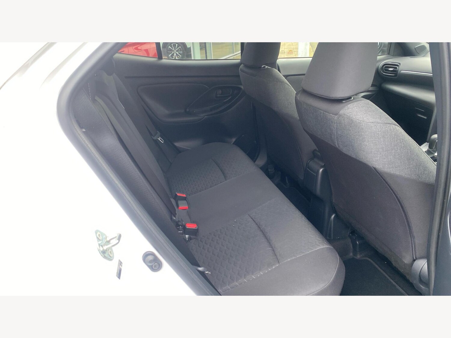 Used Toyota Yaris Cross 2023 for sale - 77229456: Photo 14