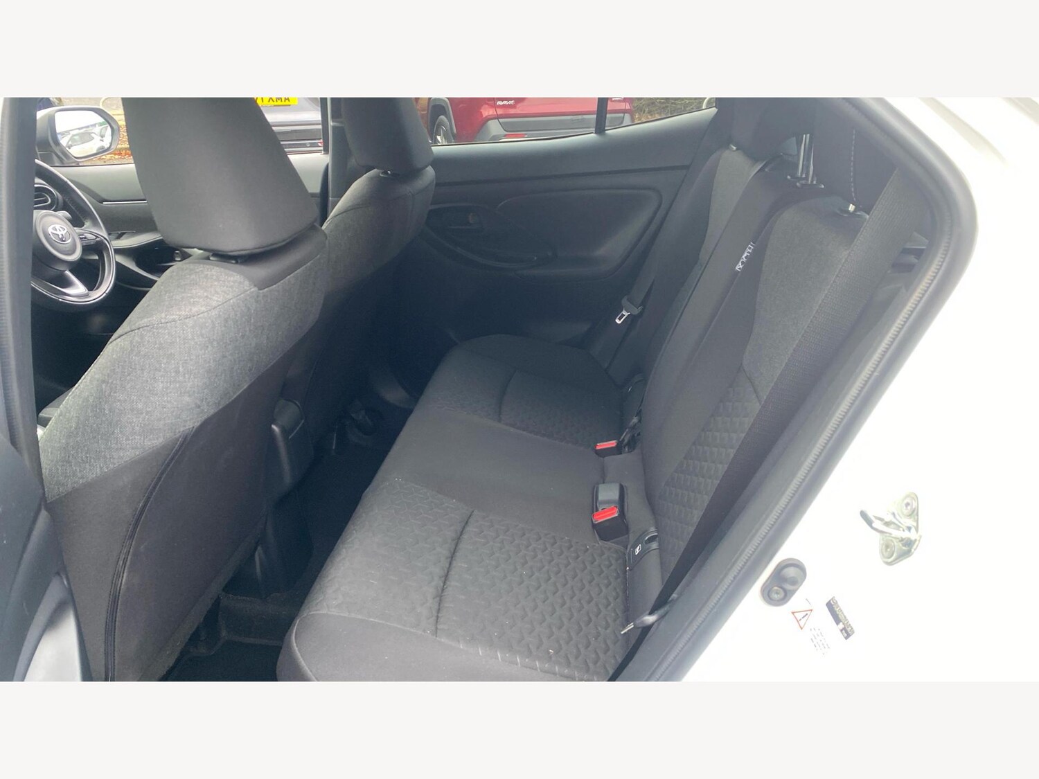 Used Toyota Yaris Cross 2023 for sale - 77229456: Photo 15