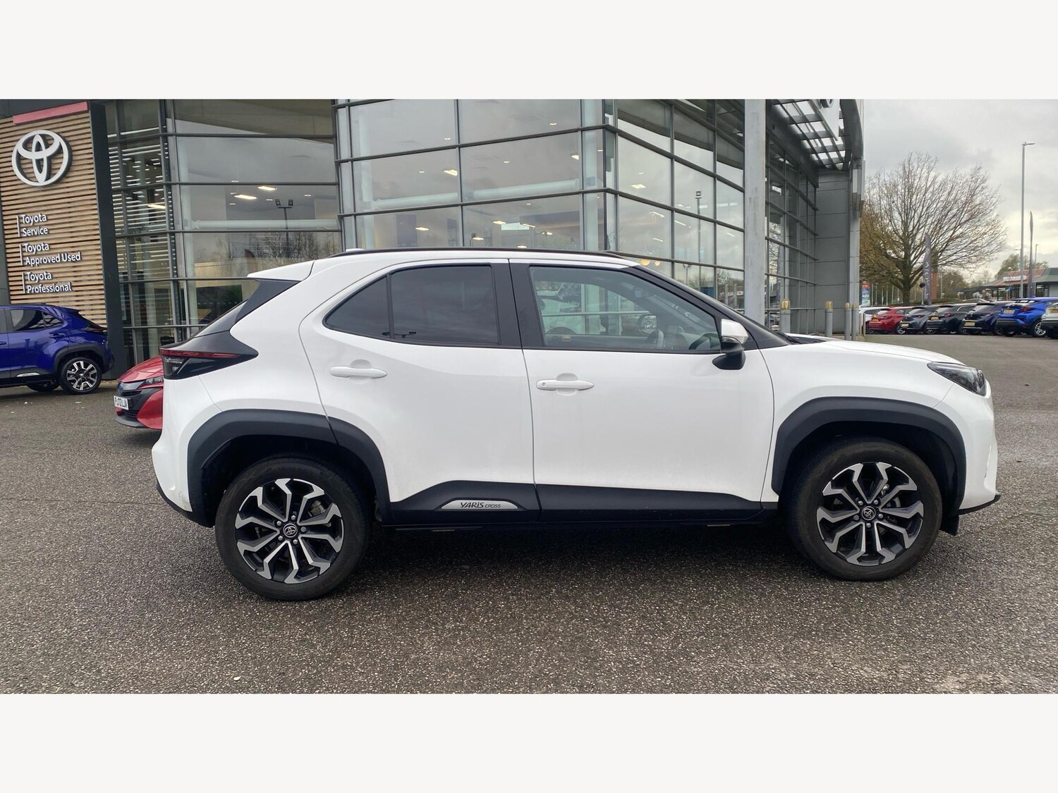 Used Toyota Yaris Cross 2023 for sale - 77229456: Photo 18