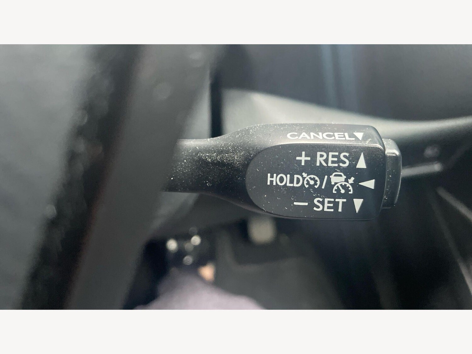 Used Toyota C-HR 2023 for sale - 77839752: Photo 25