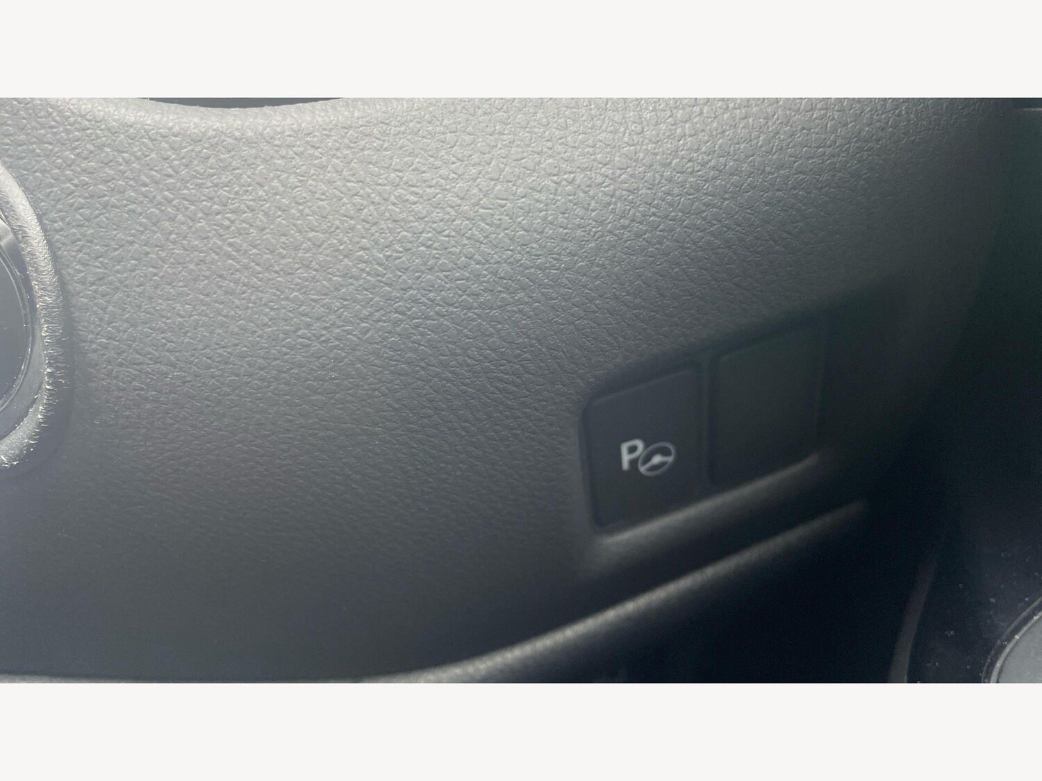 Used Toyota C-HR 2023 for sale - 77839752: Photo 26