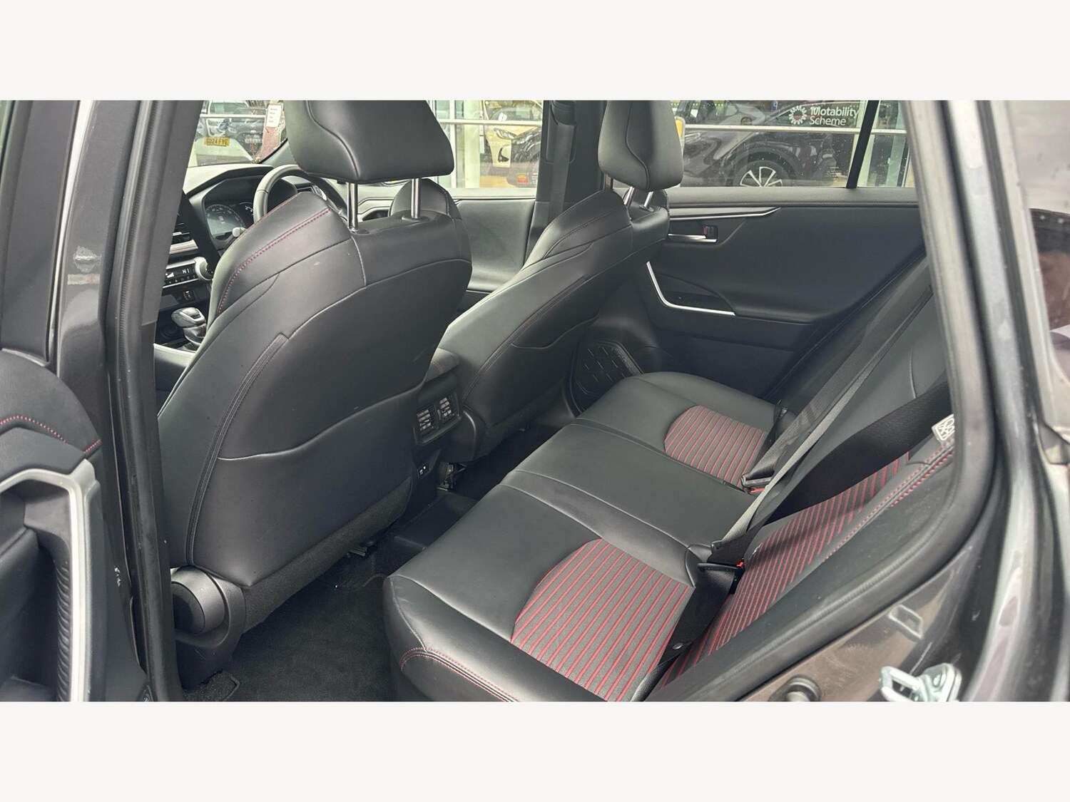 Used Toyota RAV4 2021 for sale - 76608332: Photo 15