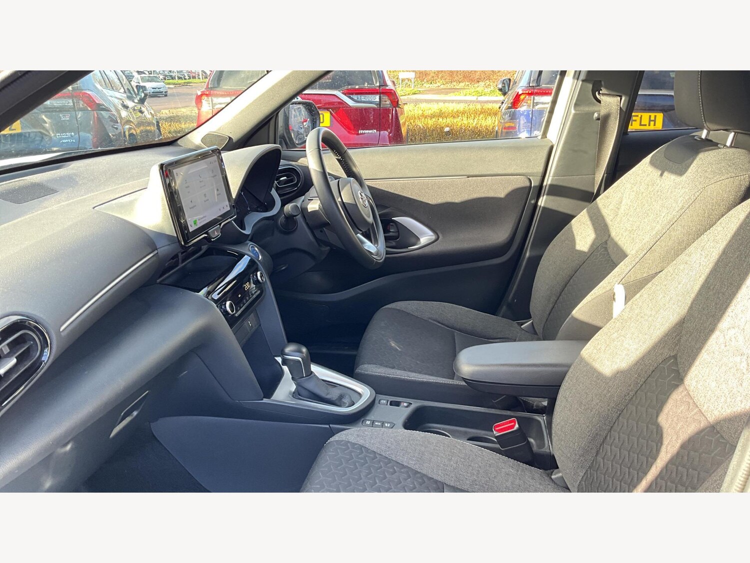 Used Toyota Yaris Cross 2022 for sale - 77253634: Photo 12