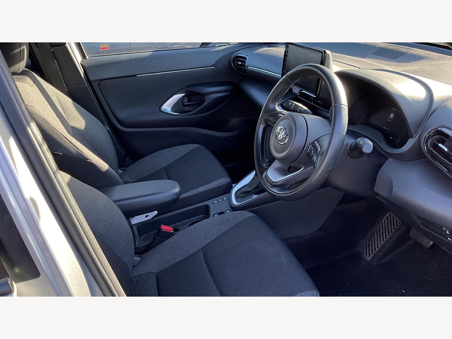 Used Toyota Yaris Cross 2022 for sale - 77253634: Photo 13