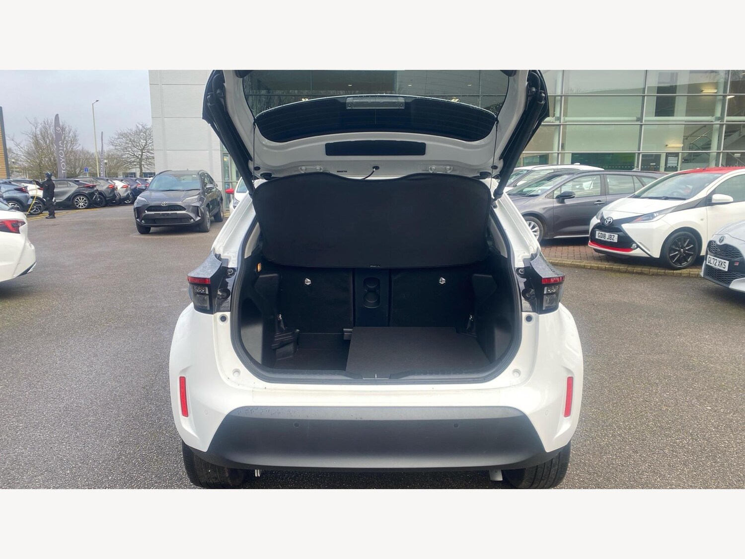 Used Toyota Yaris Cross 2022 for sale - 77253771: Photo 16