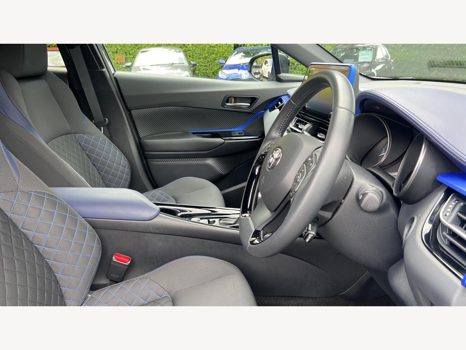 Used Toyota C-HR 2020 for sale - 77066489: Photo 13