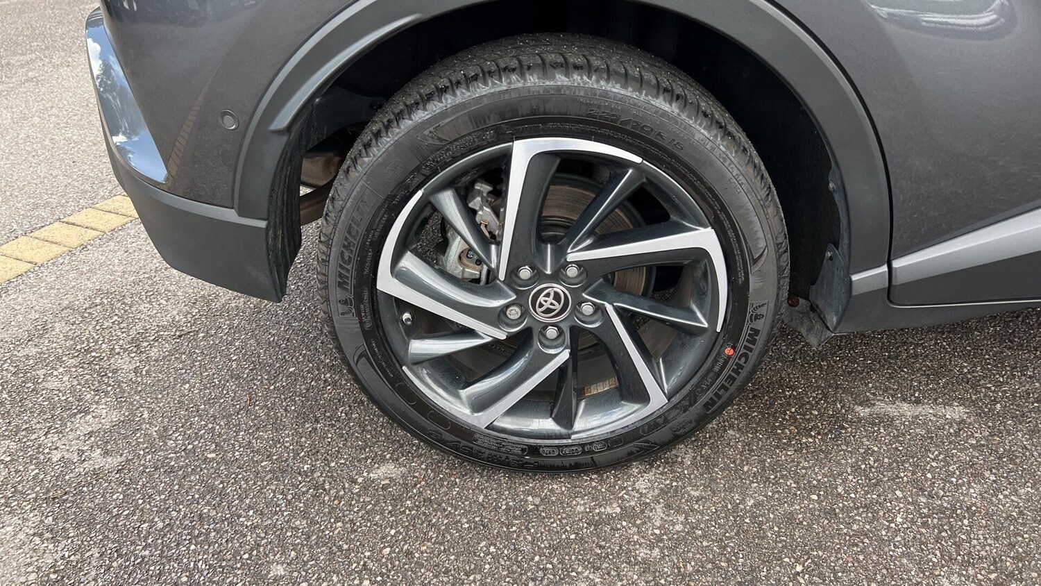 Used Toyota C-HR 2020 for sale - 77066489: Photo 33