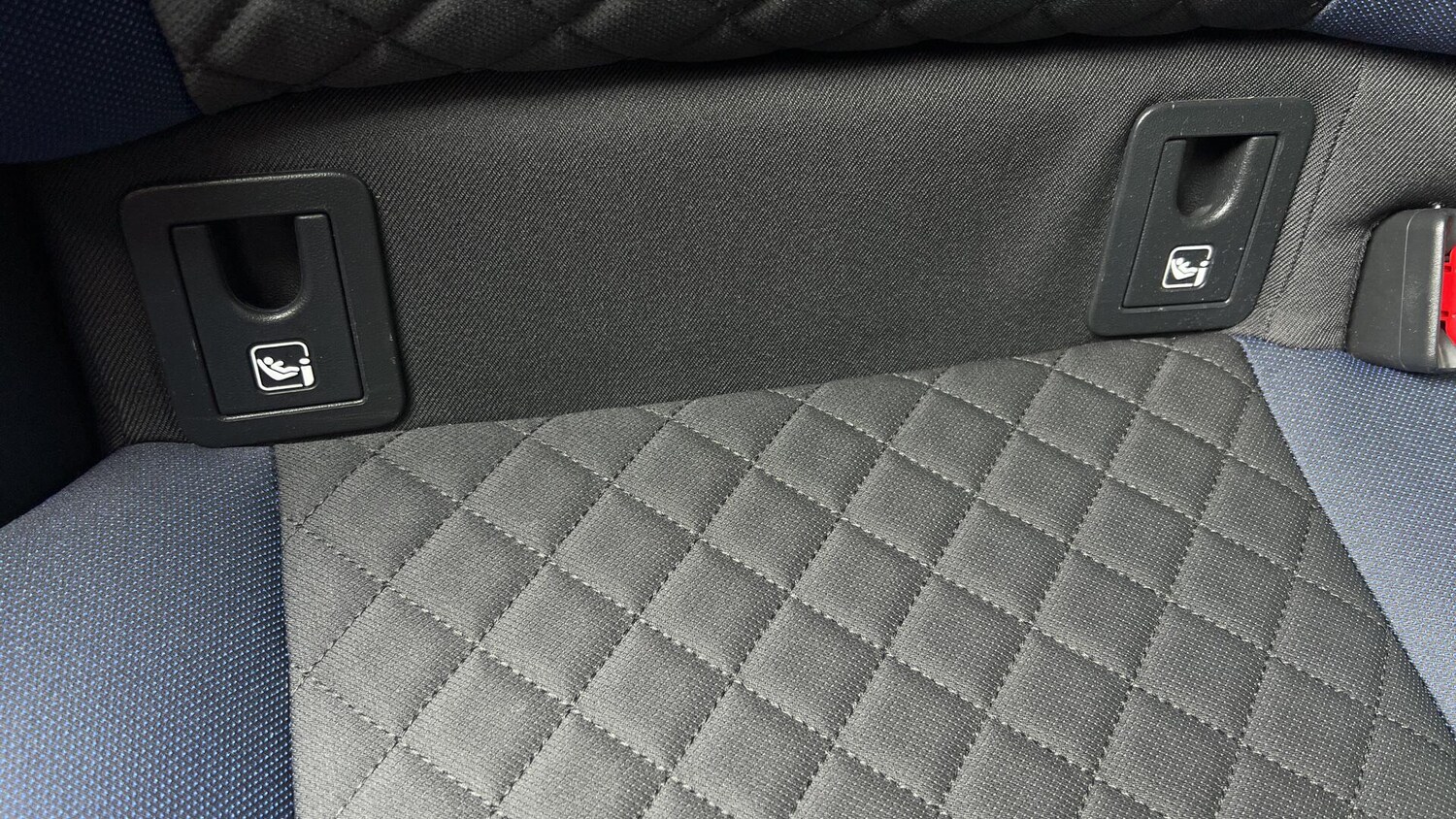 Used Toyota C-HR 2020 for sale - 77066489: Photo 41