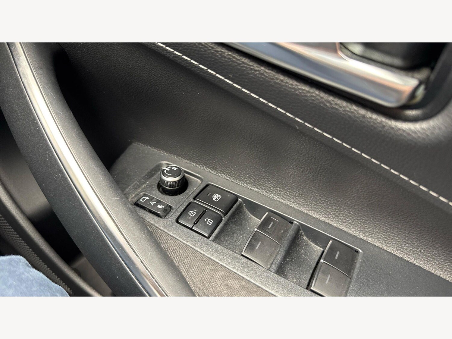 Used Toyota Corolla 2020 for sale - 78115085: Photo 24