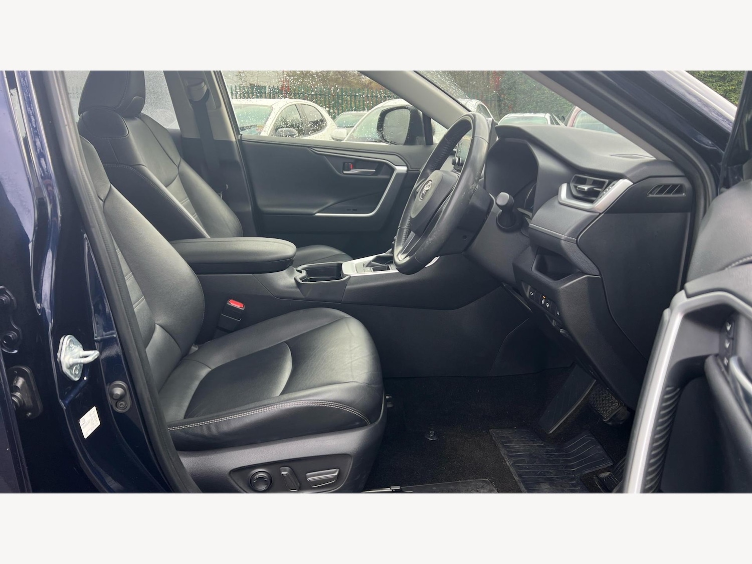 Used Toyota RAV4 2021 for sale - 77455313: Photo 13