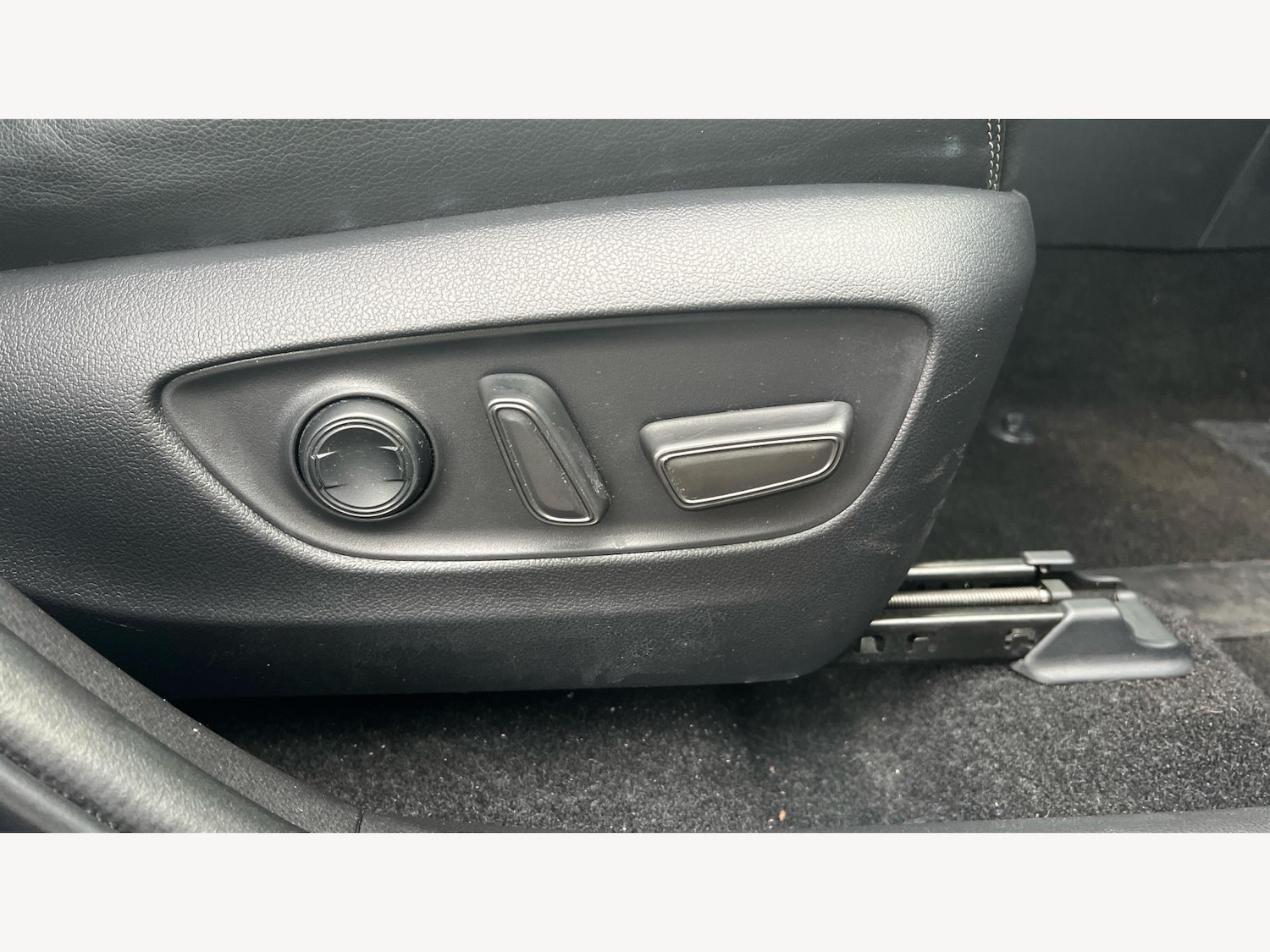 Used Toyota RAV4 2021 for sale - 77455313: Photo 28