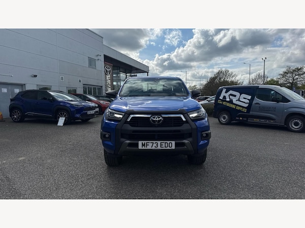 Used Toyota Hilux 2023 for sale - 74598302: Photo 17