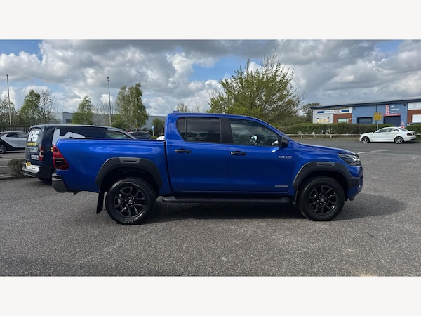 Used Toyota Hilux 2023 for sale - 74598302: Photo 18