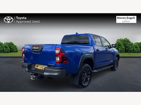 Used Toyota Hilux 2023 for sale - 74598302: Photo 2