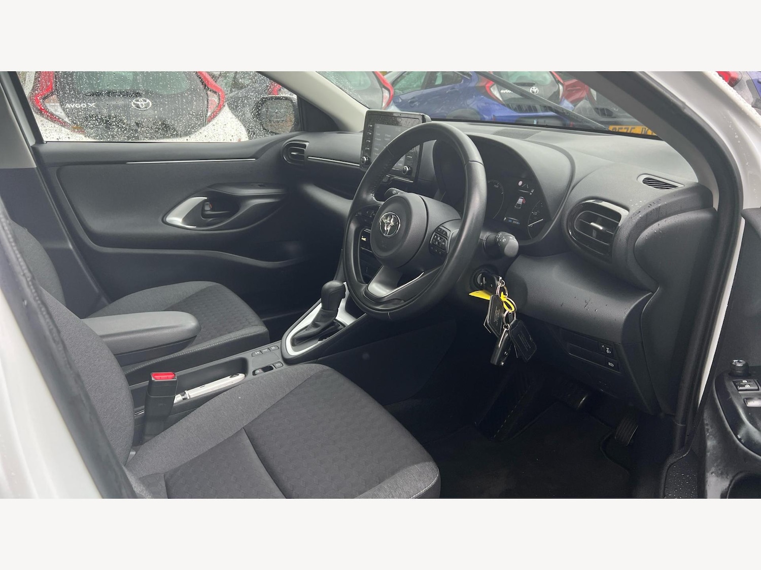 Used Toyota Yaris 2022 for sale - 76572039: Photo 13