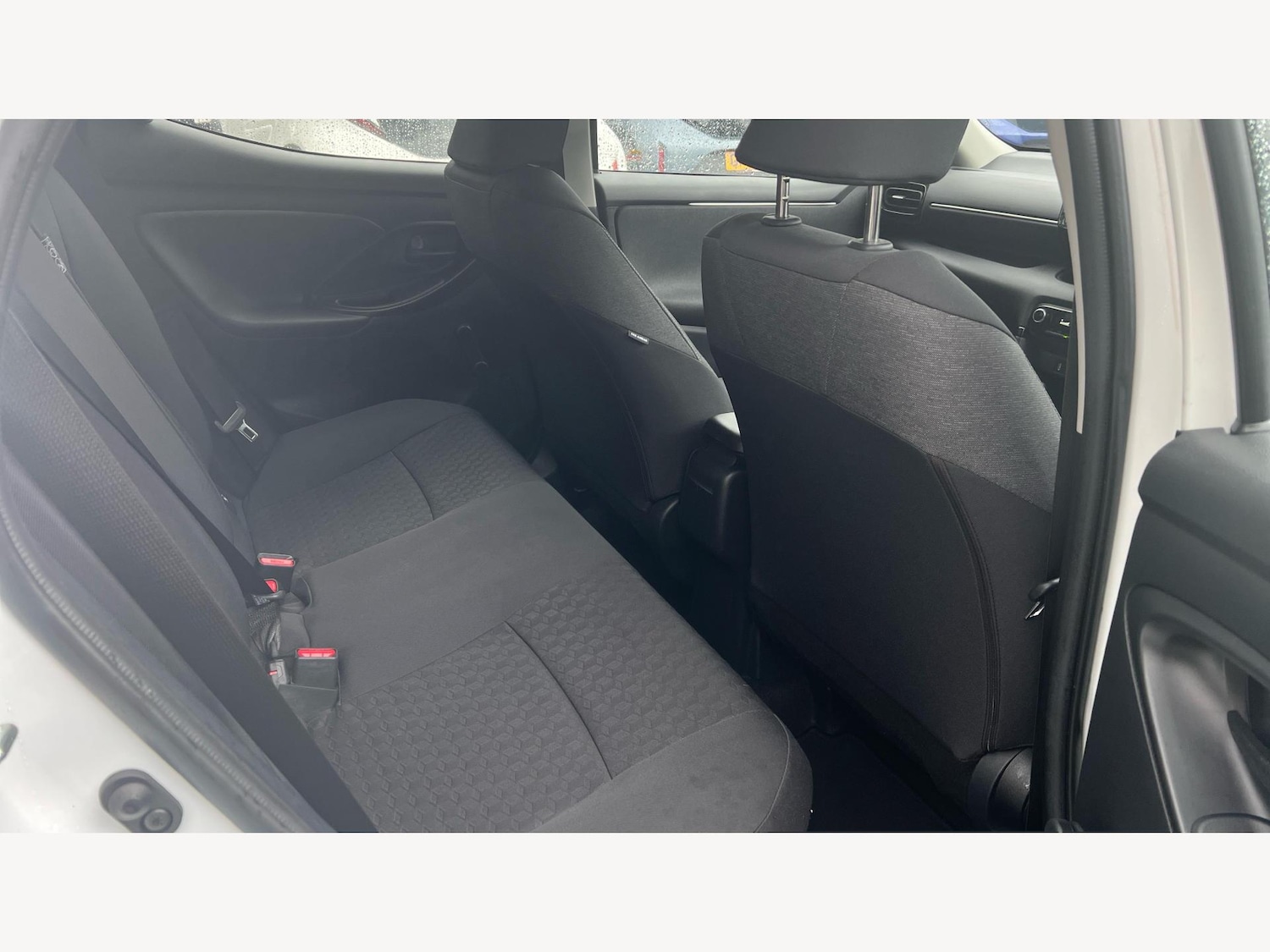 Used Toyota Yaris 2022 for sale - 76572039: Photo 14