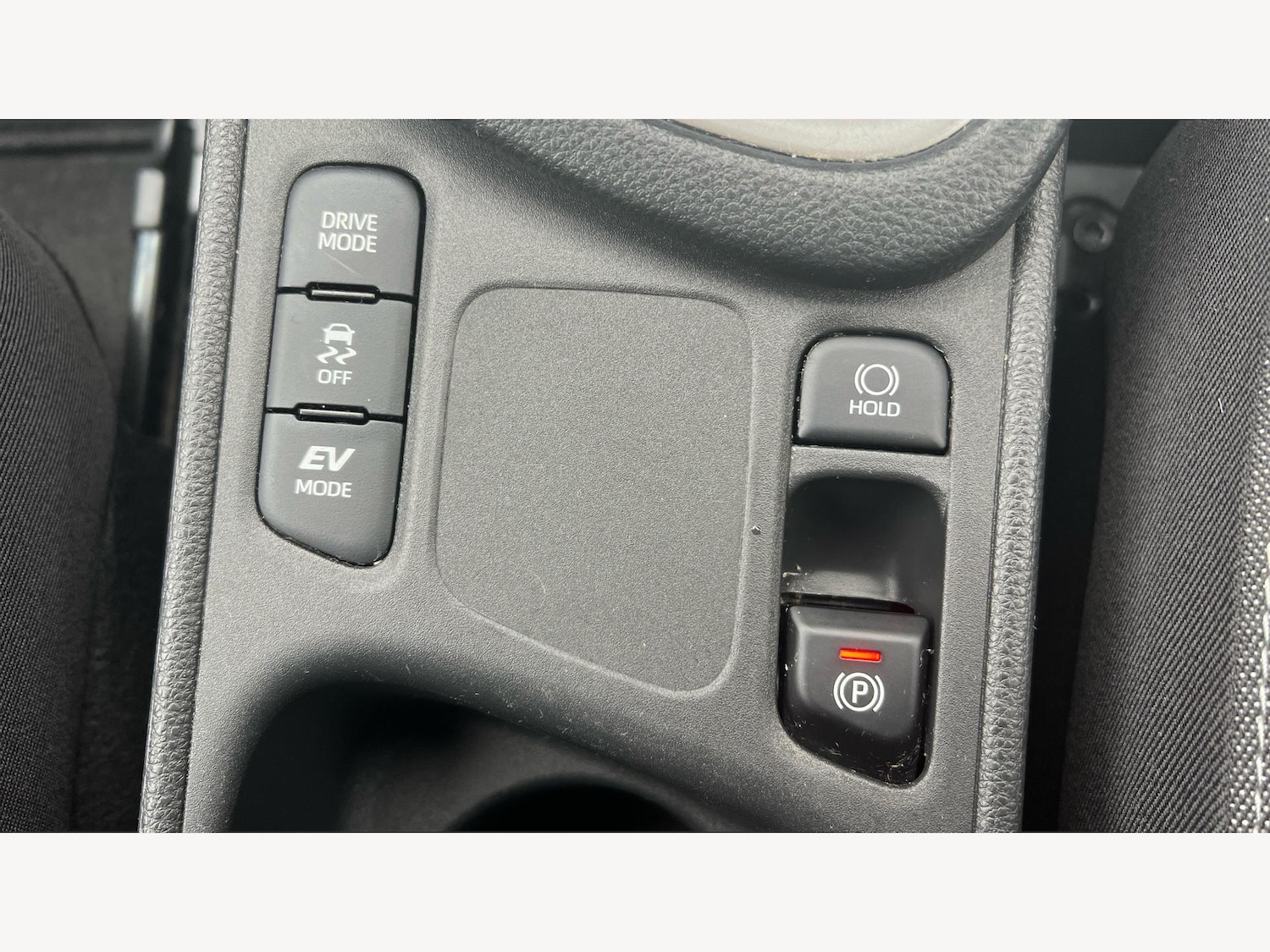 Used Toyota Yaris 2022 for sale - 76572039: Photo 25