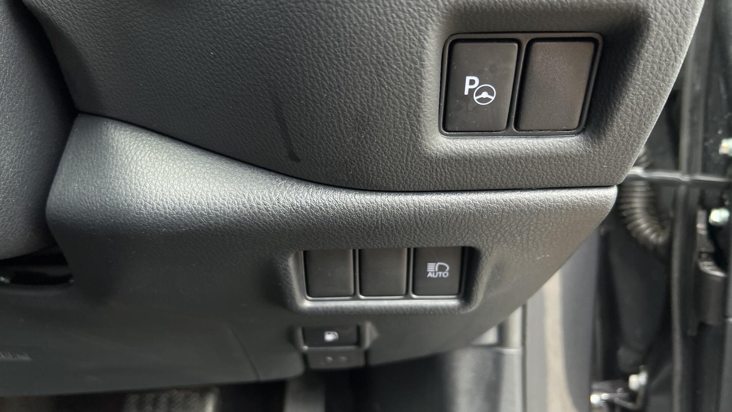 Used Toyota C-HR 2020 for sale - 78072163: Photo 37