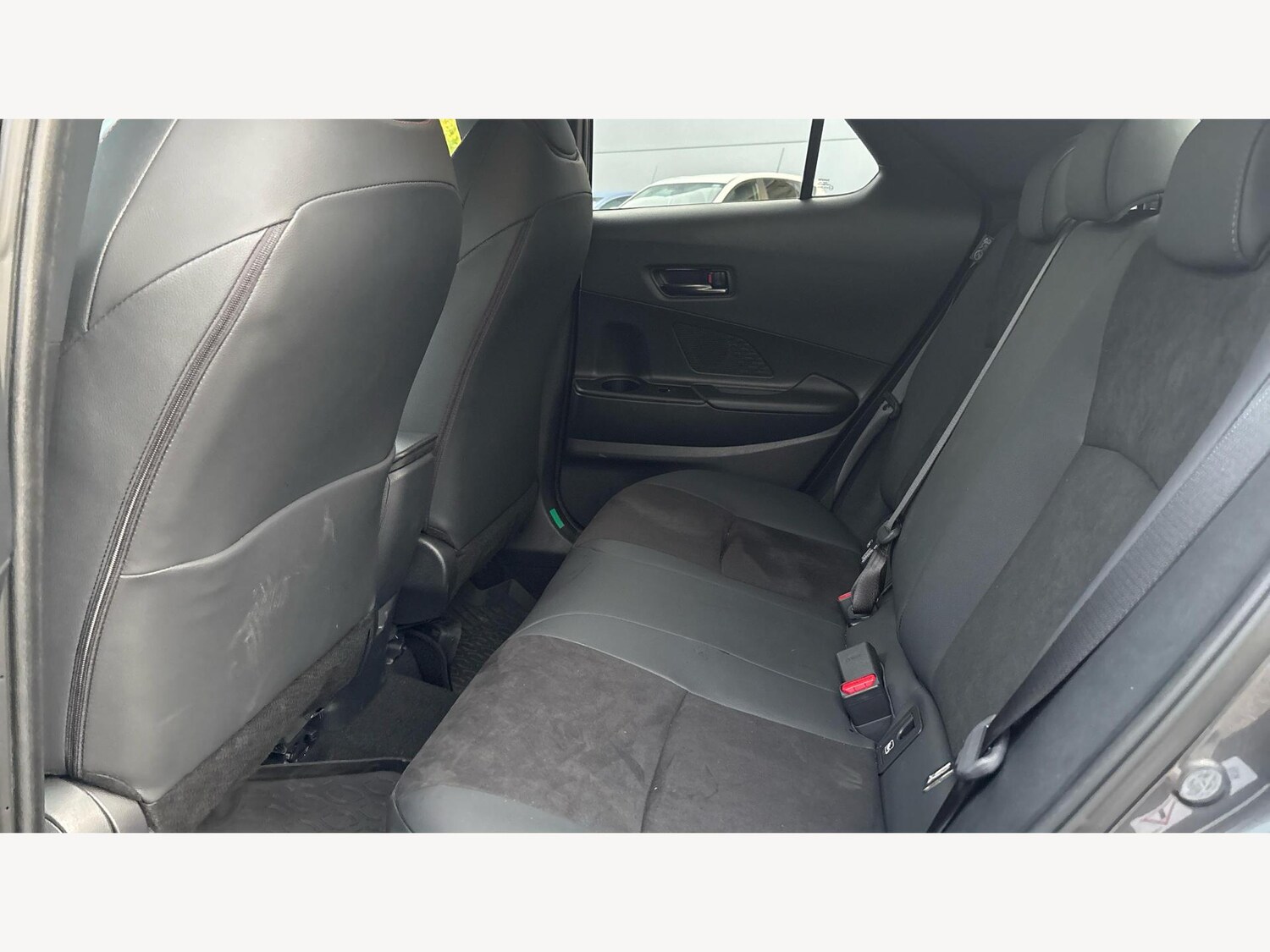 Used Toyota C-HR 2025 for sale - 76361537: Photo 15