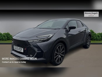 Used Toyota C-HR 2025 for sale - 76361537: Photo
