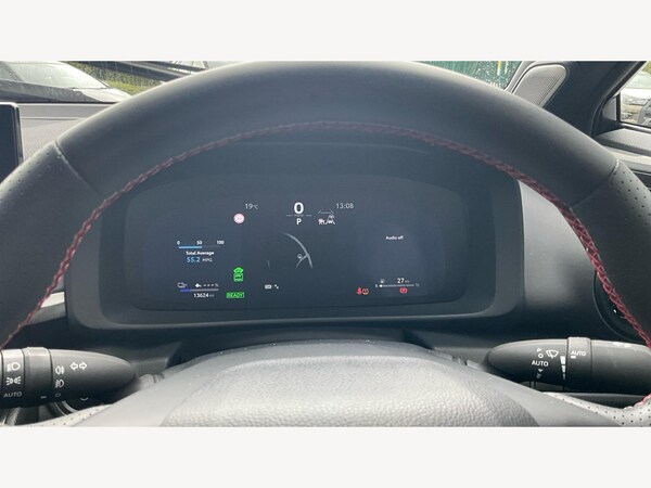 Used Toyota C-HR 2024 for sale - 76189327: Photo 11
