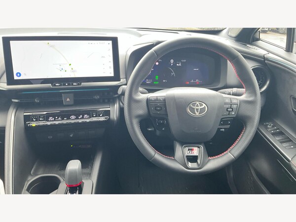 Used Toyota C-HR 2024 for sale - 76189327: Photo 7