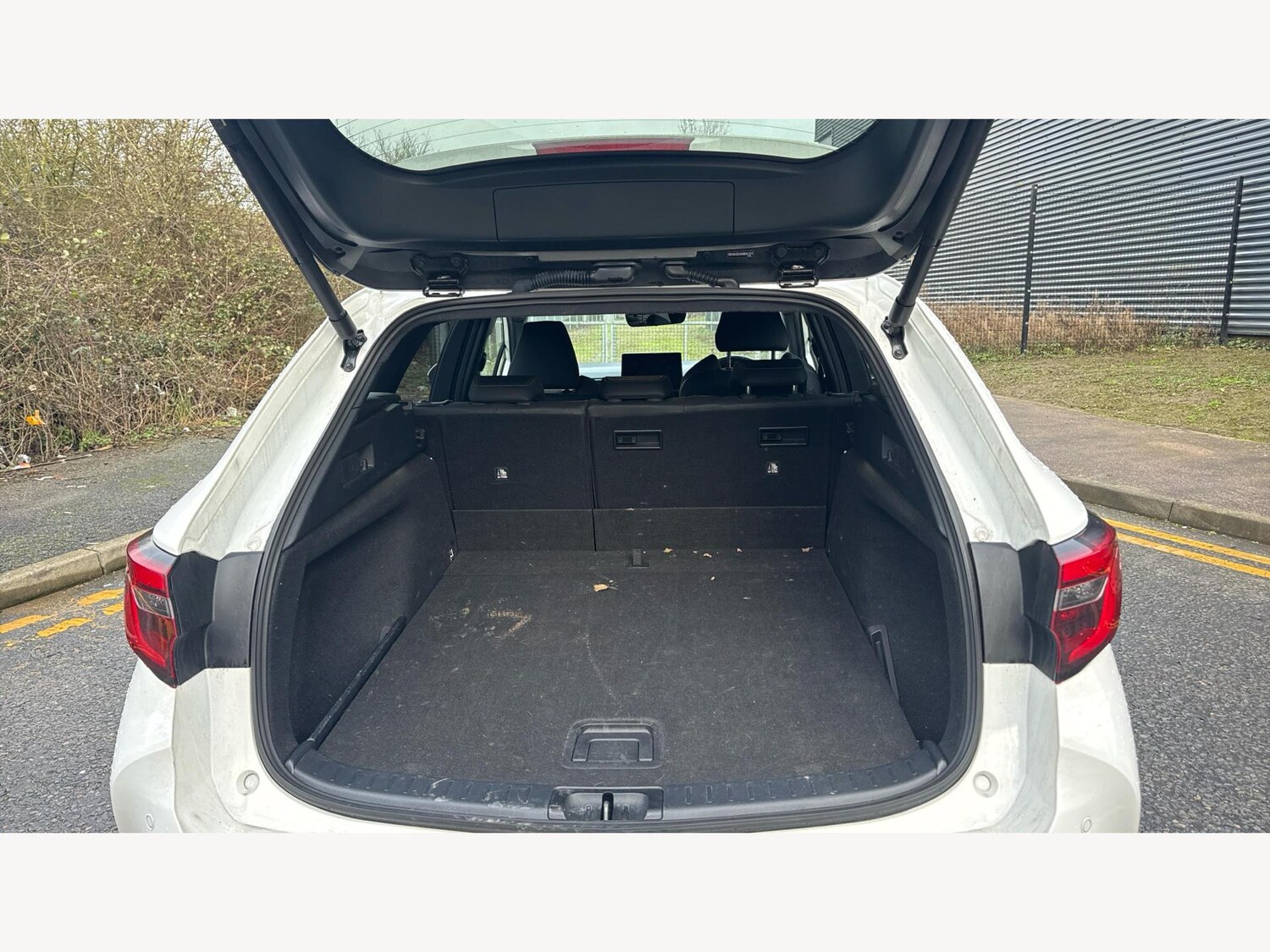 Used Toyota Corolla for sale - 77883510: Photo 16